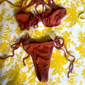 Pretty brown/mauve bikini 👙 set 2/30